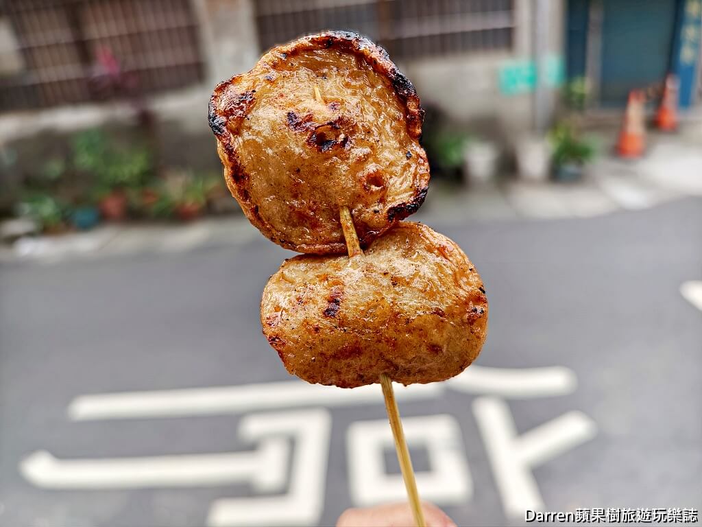 阿菊炭烤香腸攤,三重炭烤香腸,三重香腸推薦,炭烤香腸老攤,三重在地小吃,大腸包小腸推薦,三重美食