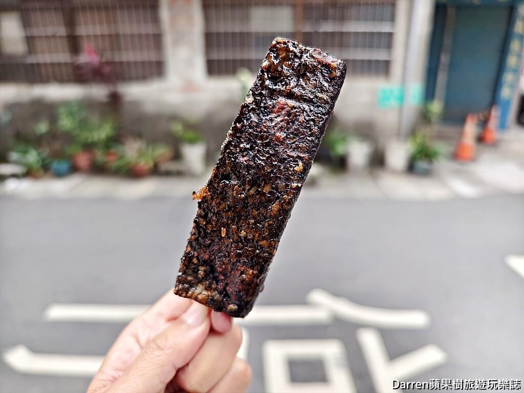 阿菊炭烤香腸攤,三重炭烤香腸,三重香腸推薦,炭烤香腸老攤,三重在地小吃,大腸包小腸推薦,三重美食