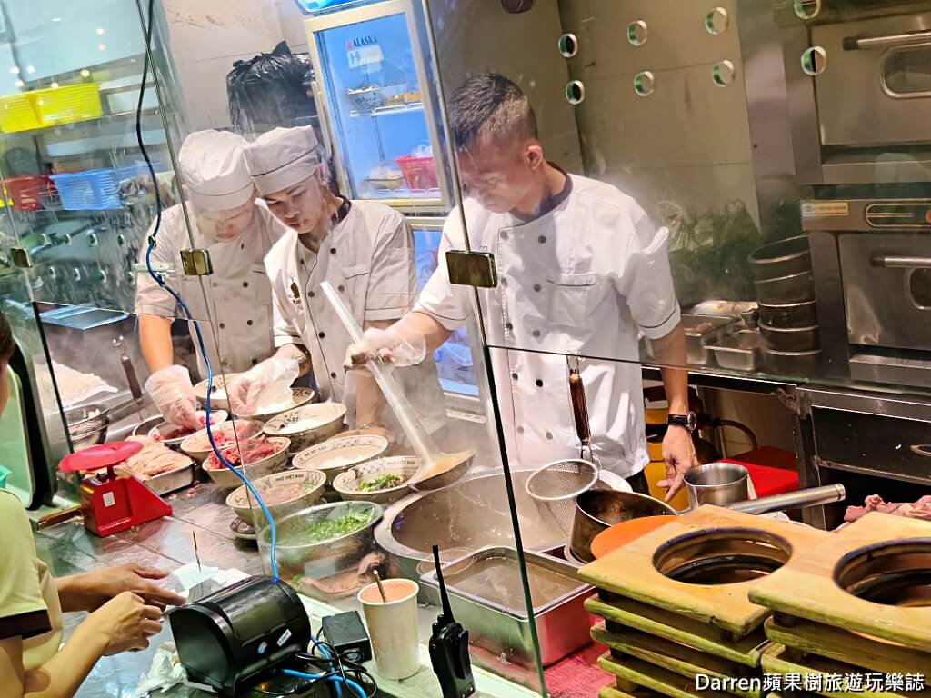 Phở Việt Nam,胡志明市美食,第一郡美食,越南河粉,石鍋河粉,濱城市場美食,米其林必比登推薦,越南米其林