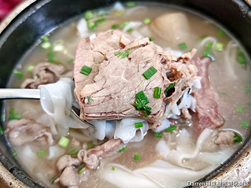 Phở Việt Nam,胡志明市美食,第一郡美食,越南河粉,石鍋河粉,濱城市場美食,米其林必比登推薦,越南米其林