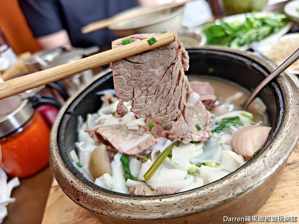 Phở Việt Nam,胡志明市美食,第一郡美食,越南河粉,石鍋河粉,濱城市場美食,米其林必比登推薦,越南米其林