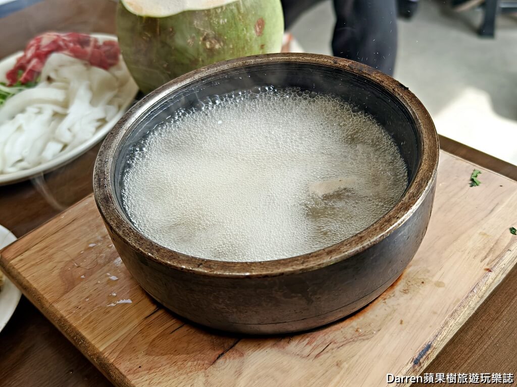 Phở Việt Nam,胡志明市美食,第一郡美食,越南河粉,石鍋河粉,濱城市場美食,米其林必比登推薦,越南米其林
