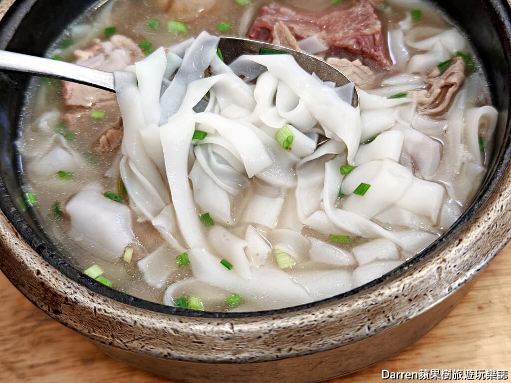 Phở Việt Nam,胡志明市美食,第一郡美食,越南河粉,石鍋河粉,濱城市場美食,米其林必比登推薦,越南米其林