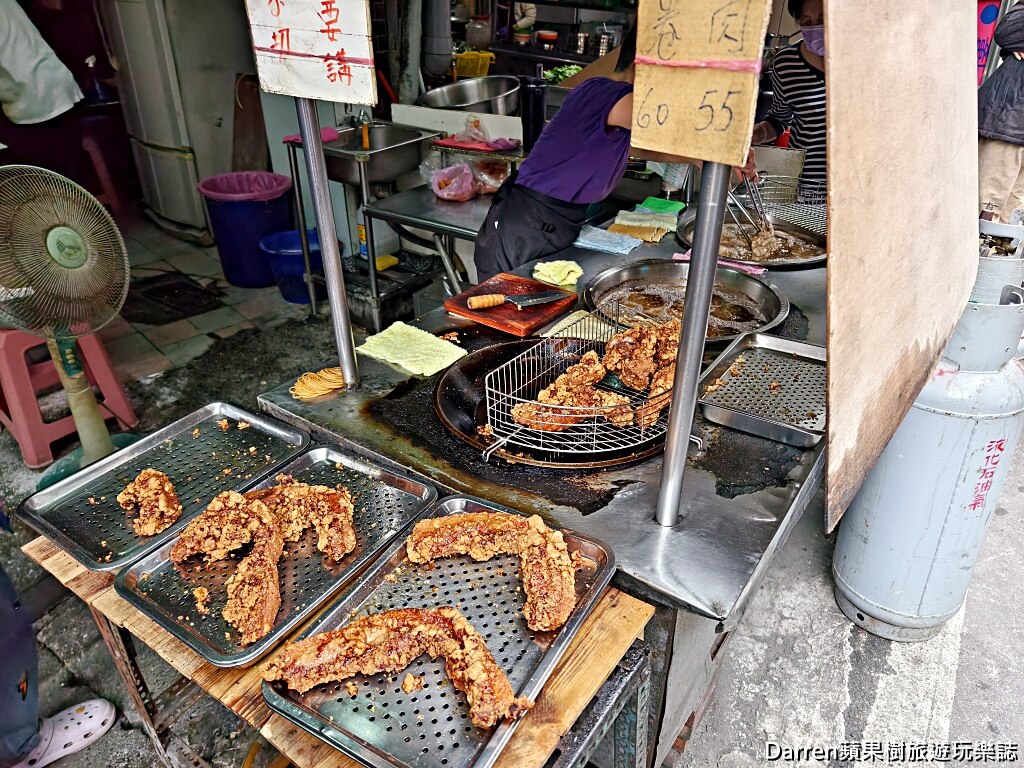 黃石市場香菇肉粥,黃石市場紅燒肉,黃石市場雞捲,板橋黃石市場美食,府中站美食,板橋排隊美食,板橋市場小吃