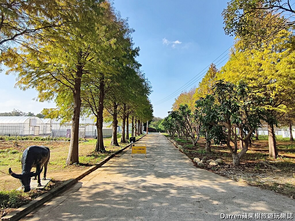 桃園草莓懶人包,桃園採草莓,中壢草莓農場,桃園親子採草莓推薦,中壢高架草莓農場,桃園智慧農業草莓,桃園草莓季景點,桃園草莓DIY體驗