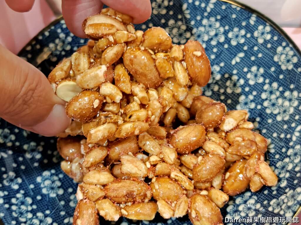 桃園草莓懶人包,桃園採草莓,中壢草莓農場,桃園親子採草莓推薦,中壢高架草莓農場,桃園智慧農業草莓,桃園草莓季景點,桃園草莓DIY體驗