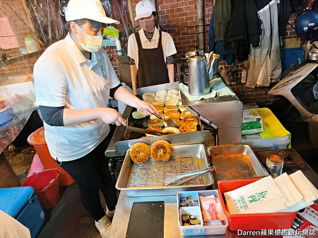 蘆洲總讚手作蔥餅,蘆洲美食,蘆洲夜市美食,蔥油餅,手作蔥餅,蘆洲廟口夜市必吃美食,三民高中站美食推薦