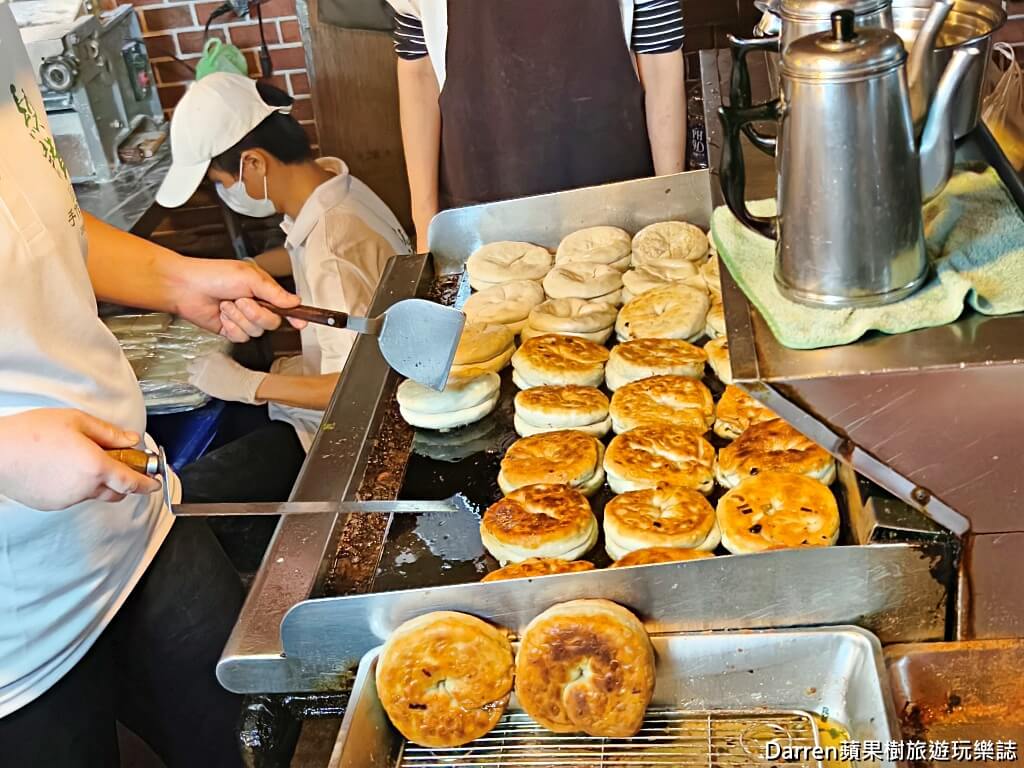 蘆洲總讚手作蔥餅,蘆洲美食,蘆洲夜市美食,蔥油餅,手作蔥餅,蘆洲廟口夜市必吃美食,三民高中站美食推薦