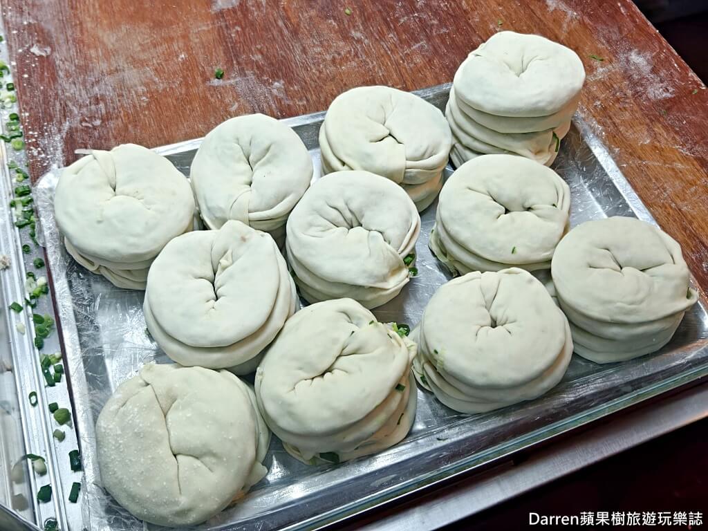 蘆洲總讚手作蔥餅,蘆洲美食,蘆洲夜市美食,蔥油餅,手作蔥餅,蘆洲廟口夜市必吃美食,三民高中站美食推薦