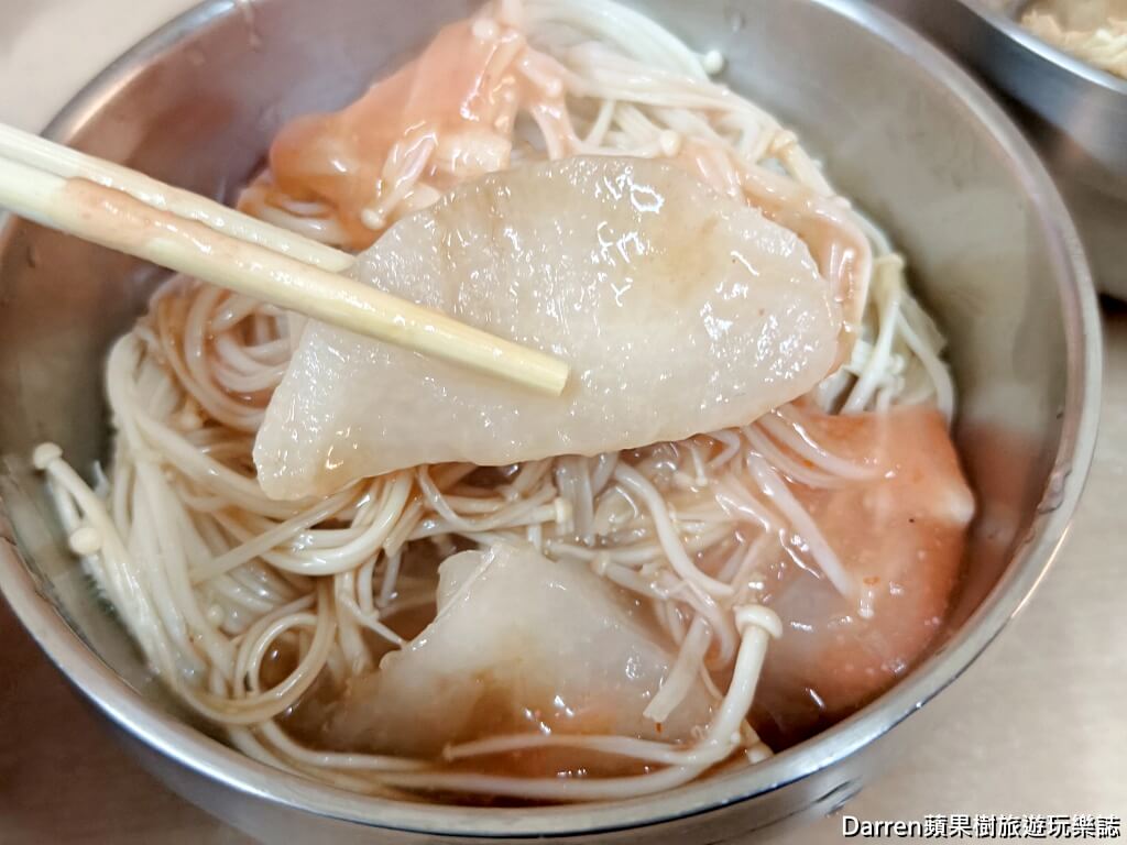 蘆洲黑輪,蘆洲廟口夜市美食,湧蓮寺美食,蘆洲夜市必吃,蘆洲銅板小吃,高雄黑輪,蘆洲在地美食