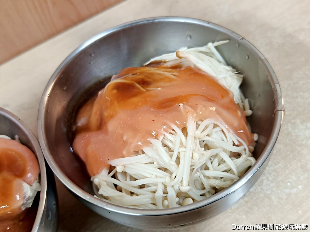 蘆洲黑輪,蘆洲廟口夜市美食,湧蓮寺美食,蘆洲夜市必吃,蘆洲銅板小吃,高雄黑輪,蘆洲在地美食