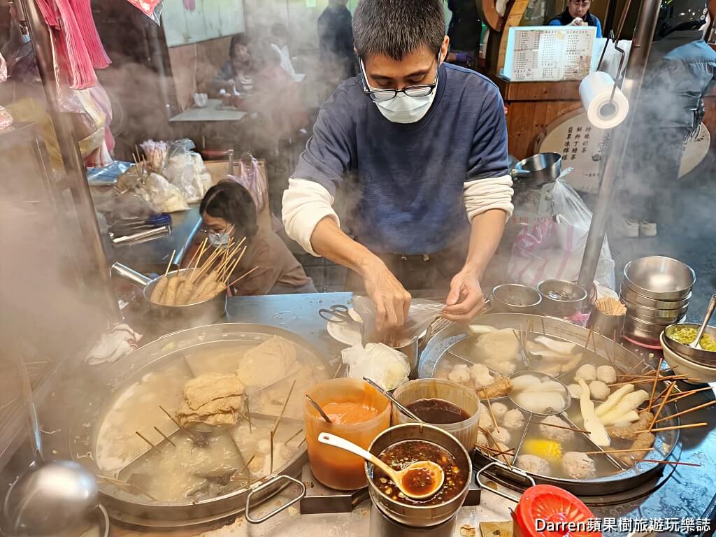 蘆洲黑輪,蘆洲廟口夜市美食,湧蓮寺美食,蘆洲夜市必吃,蘆洲銅板小吃,高雄黑輪,蘆洲在地美食