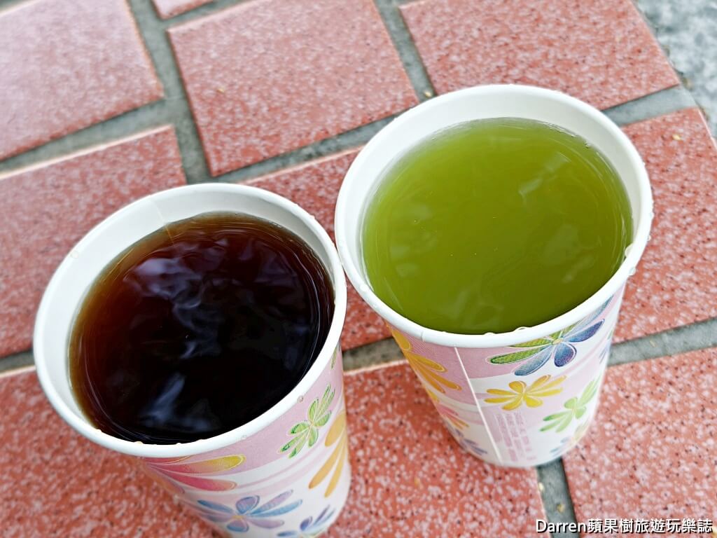 正發青草舖,大稻埕青草茶,台北青草茶推薦,百年青草舖,永樂市場美食,迪化街飲料,古早味青草茶