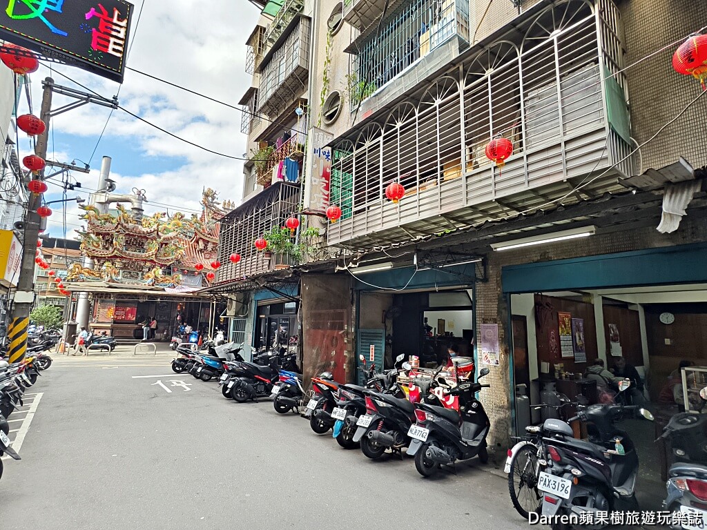 頂好川味小吃店,新莊美食,新莊川味小吃,新莊麵店,新莊炸醬麵,新莊麻醬麵,四維路美食,後港昭德宮美食