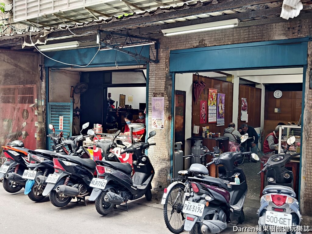 頂好川味小吃店,新莊美食,新莊川味小吃,新莊麵店,新莊炸醬麵,新莊麻醬麵,四維路美食,後港昭德宮美食