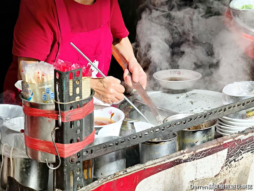頂好川味小吃店,新莊美食,新莊川味小吃,新莊麵店,新莊炸醬麵,新莊麻醬麵,四維路美食,後港昭德宮美食