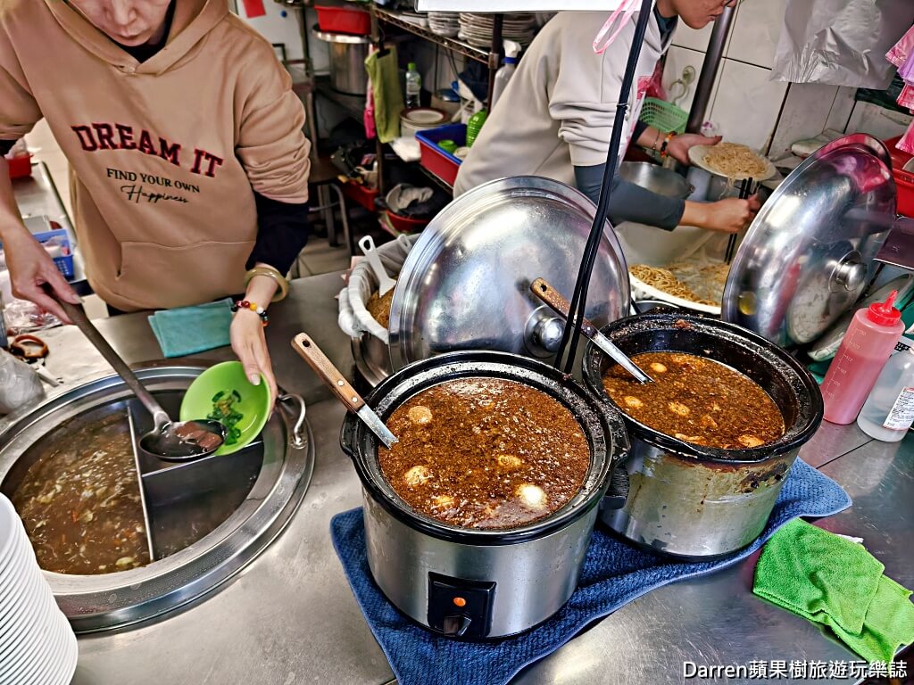 光明街油飯,新店美食,新店油飯,碧潭美食,新店捷運站美食