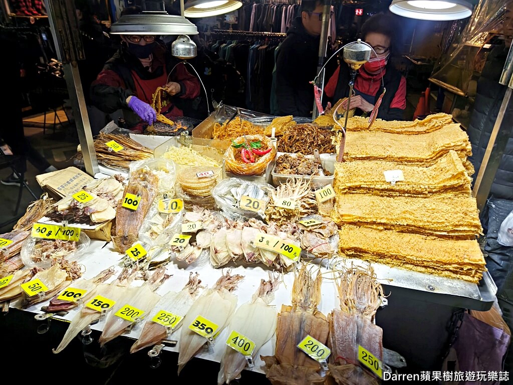 萬華阿嬌姨烤魷魚,艋舺夜市美食,龍山寺站美食,萬華夜市小吃,萬華烤魷魚