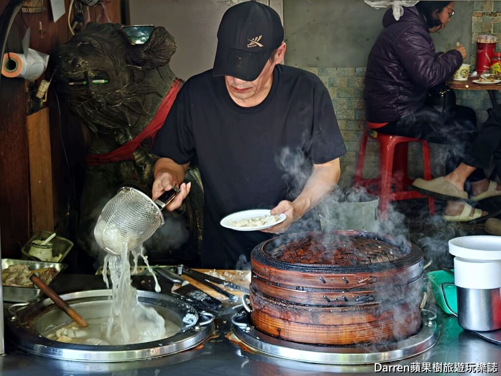 新莊米粉湯,大眾廟米粉湯,新莊地藏庵美食,新莊小吃,新莊平價美食,筒仔米糕,廟口美食