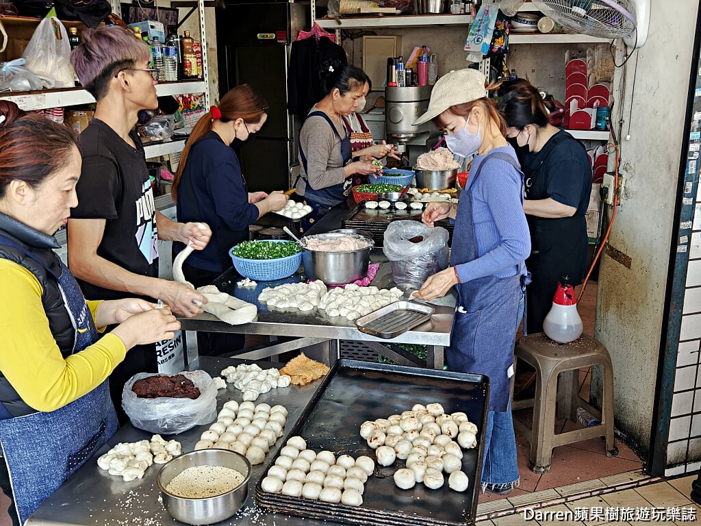 萬大碳烤燒餅店,萬大蟹殼黃碳烤燒餅店,萬華蟹殼黃,台北蟹殼黃,萬華美食,萬大蟹殼黃交通,萬大蟹殼黃營業時間 萬大碳烤燒餅店,萬大蟹殼黃碳烤燒餅店,萬華蟹殼黃,台北蟹殼黃,萬華美食,萬大蟹殼黃交通,萬大蟹殼黃營業時間