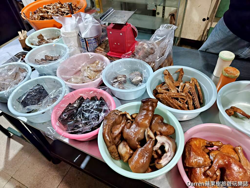 山佳煙燻雞腳,山佳煙燻雞腳72年老店,樹林美食,山佳美食,山佳車站美食,樹林滷味推薦