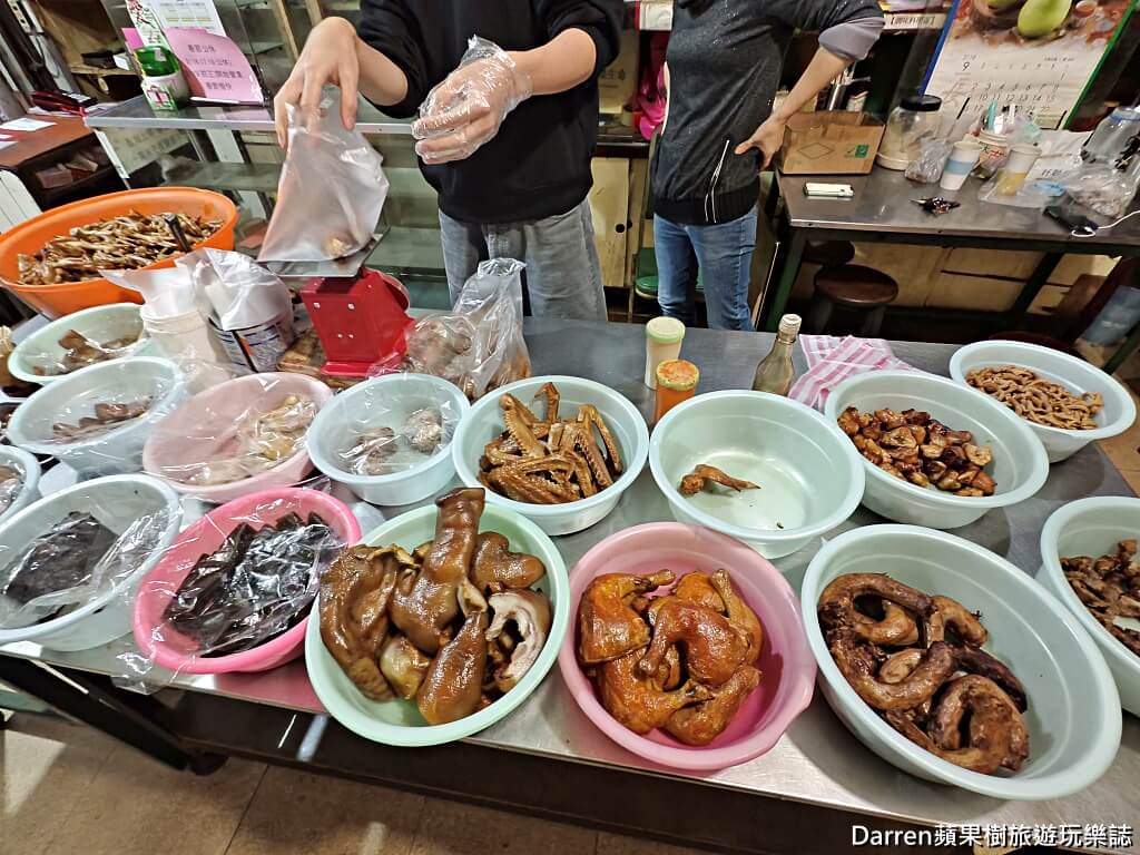 山佳煙燻雞腳,山佳煙燻雞腳72年老店,樹林美食,山佳美食,山佳車站美食,樹林滷味推薦