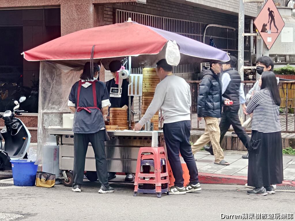 一江小籠包,中山區美食,一江街美食,台北小籠包,中山區小籠包,松江南京站美食,中山區排隊美食,台北路邊攤小吃