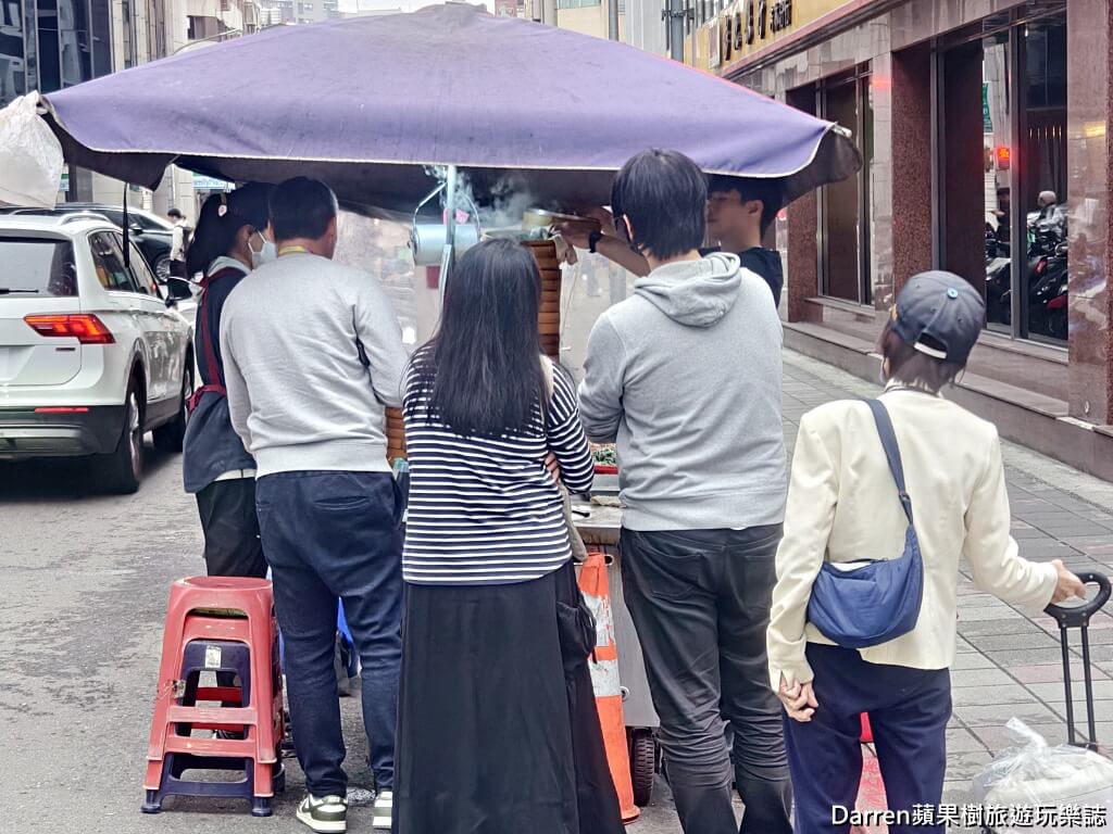 一江小籠包,中山區美食,一江街美食,台北小籠包,中山區小籠包,松江南京站美食,中山區排隊美食,台北路邊攤小吃