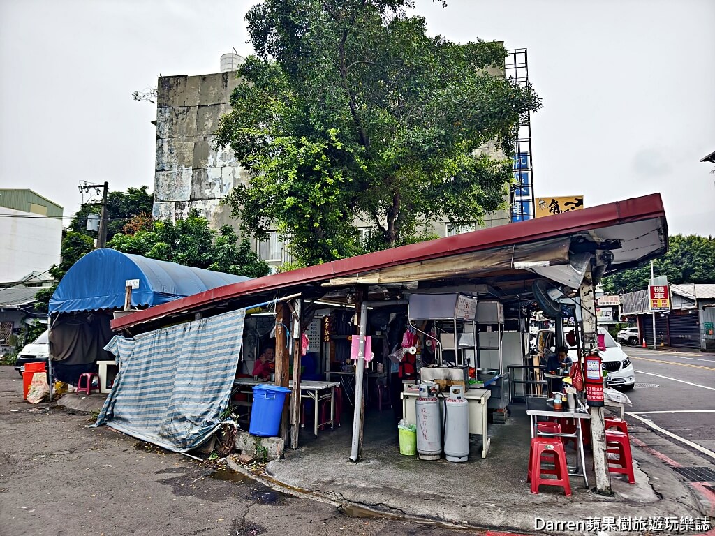 酒泉傳統油飯,圓山美食,台北油飯推薦,大同區小吃,延平北路美食,台北銅板美食,圓山早餐推薦,老字號油飯,台北古早味小吃