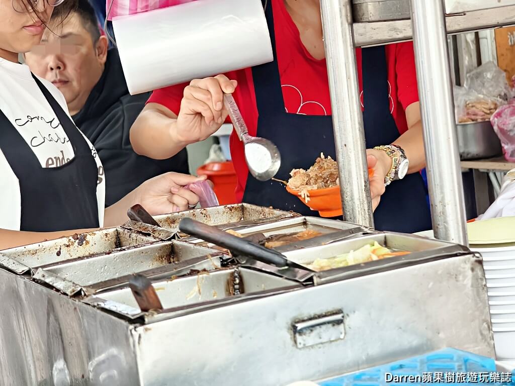 酒泉傳統油飯,圓山美食,台北油飯推薦,大同區小吃,延平北路美食,台北銅板美食,圓山早餐推薦,老字號油飯,台北古早味小吃
