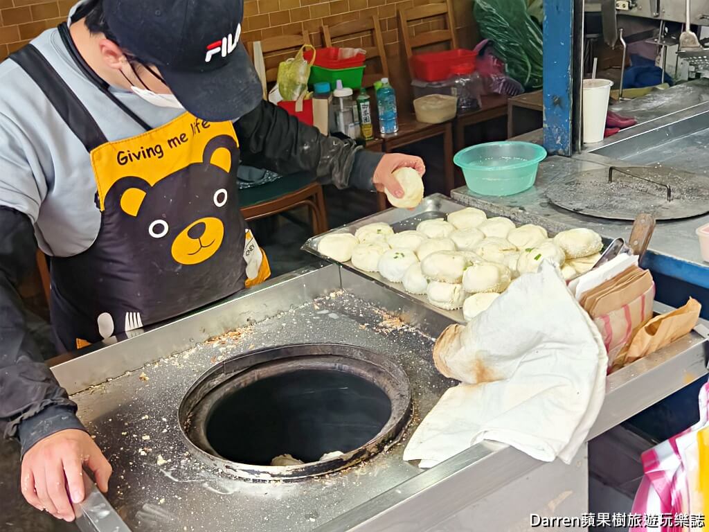 台北胡椒餅推薦,大橋頭胡椒餅,台北大同區美食,大橋頭美食必吃,台北百年老店,炭烤胡椒餅推薦