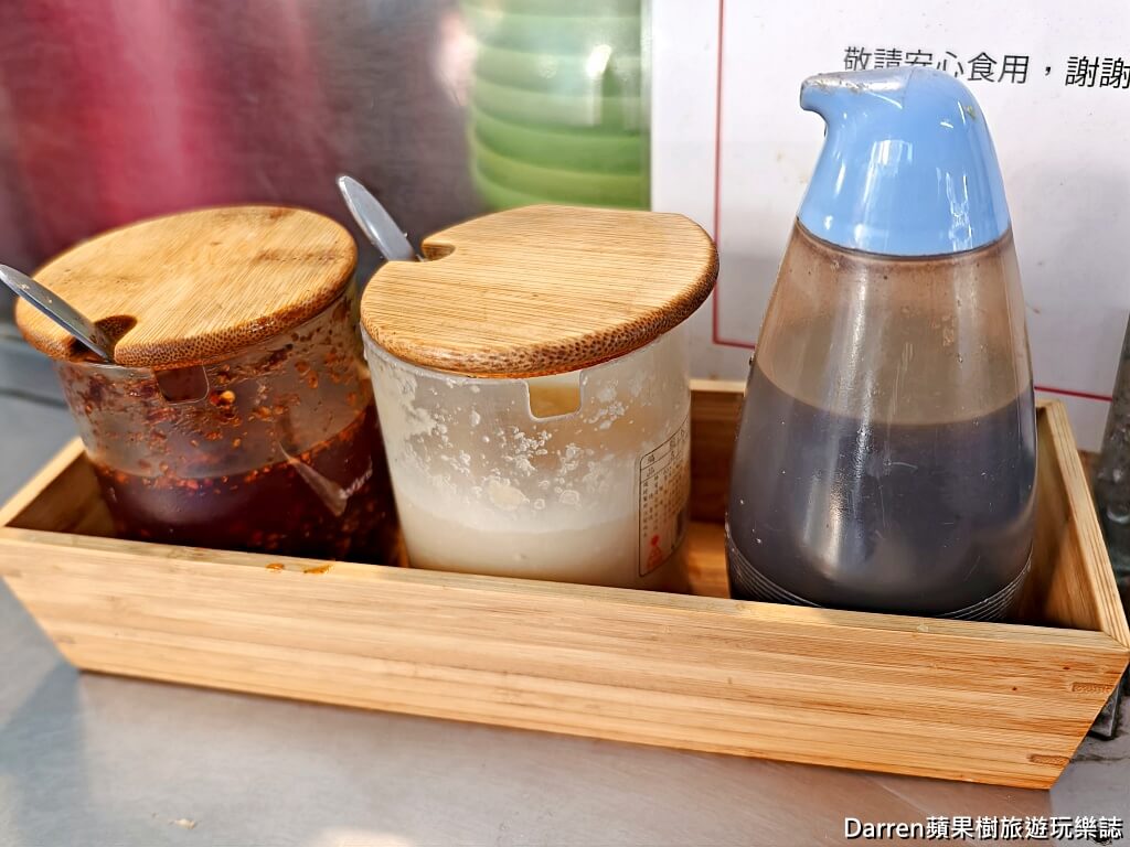 台北麵線推薦,士林麵線,劍潭麵線,劍潭站美食,士林早餐,士林下午茶小吃,大腸麵線推薦,蚵仔麵線推薦,台北巷弄美食,30年老店麵線