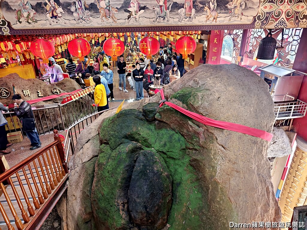 石碇元寶山仙石府,石碇財神廟,劉海蟾財神,三腳金蟾,補財庫,石碇求財靈廟,北台灣求財聖地