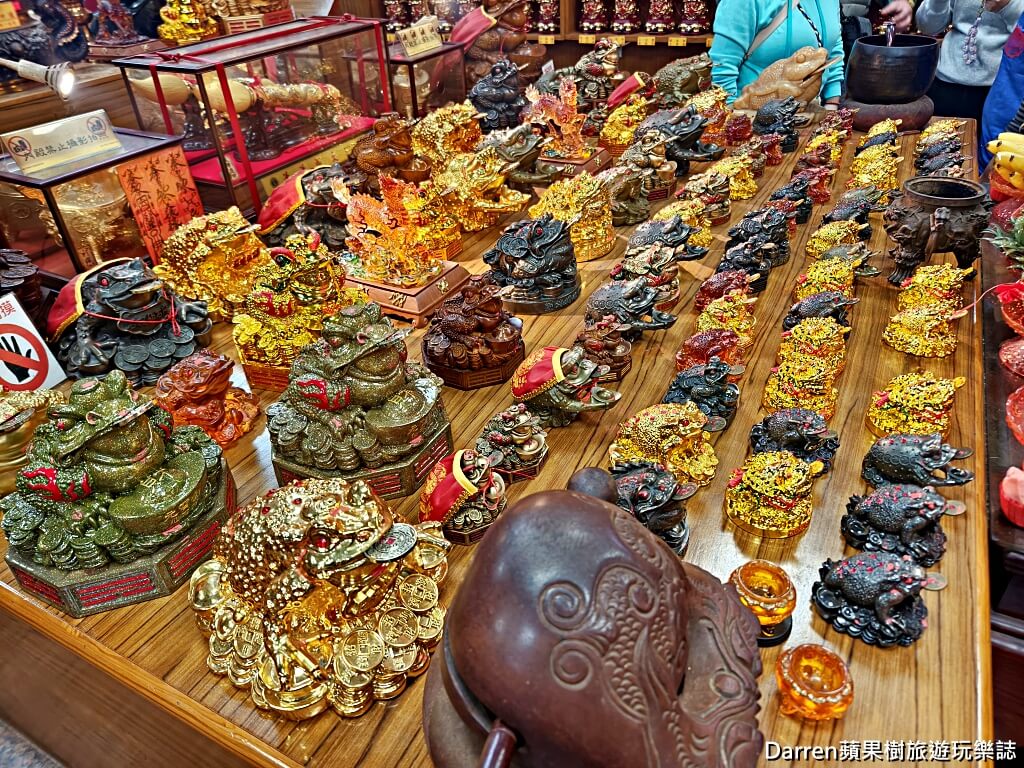 石碇元寶山仙石府,石碇財神廟,劉海蟾財神,三腳金蟾,補財庫,石碇求財靈廟,北台灣求財聖地