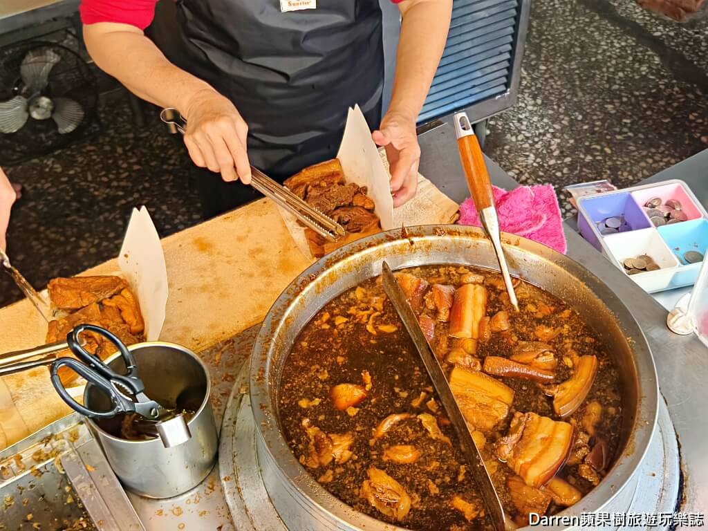 新莊美食,新莊排隊便當,新莊焢肉飯,新莊控肉飯,中港路美食,新莊便當推薦