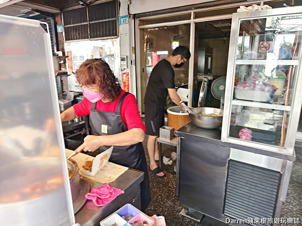 新莊美食,新莊排隊便當,新莊焢肉飯,新莊控肉飯,中港路美食,新莊便當推薦