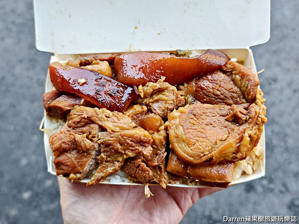 新莊美食,新莊排隊便當,新莊焢肉飯,新莊控肉飯,中港路美食,新莊便當推薦