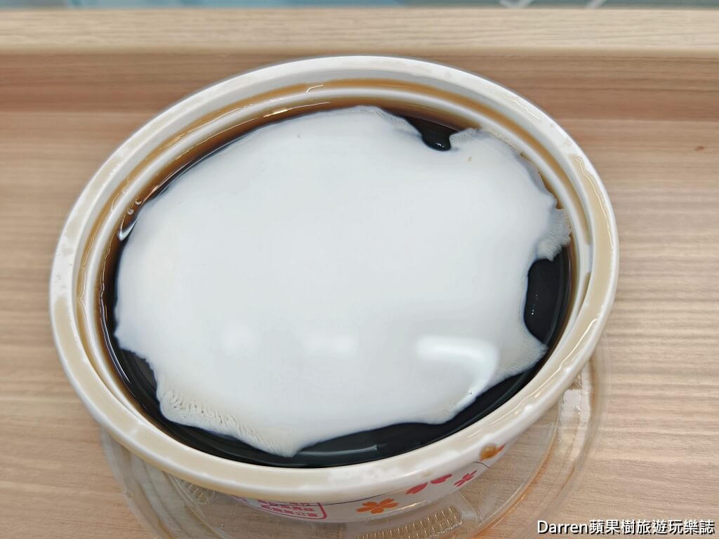 台北燒仙草,松山甜品,松山區宵夜,台北仙草凍,南京三民美食,台北古早味甜品,台北仙草茶