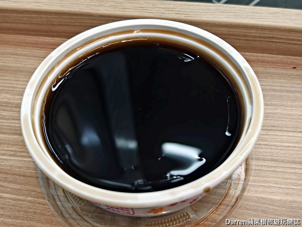 台北燒仙草,松山甜品,松山區宵夜,台北仙草凍,南京三民美食,台北古早味甜品,台北仙草茶
