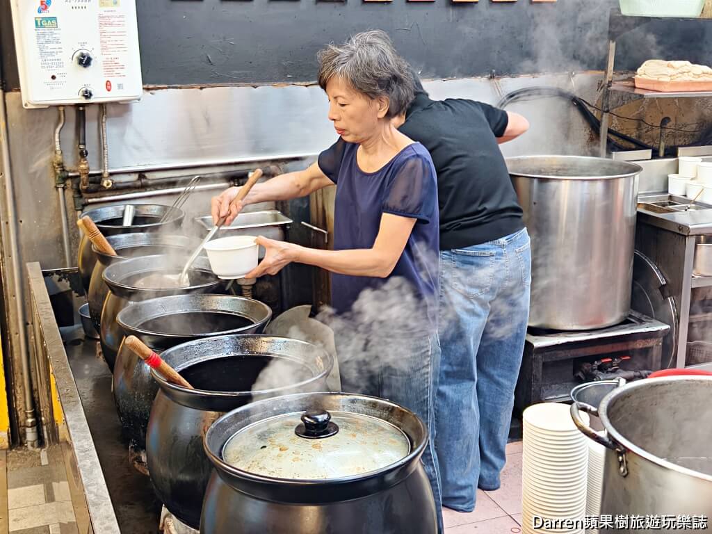 海友十全排骨,士林夜市美食,士林夜市藥燉排骨,士林夜市必吃,士林夜市小吃,台北藥燉排骨推薦,米其林必比登小吃
