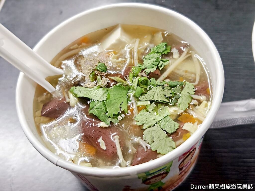 發哥筍湯包,松山區美食,台北湯包推薦,松山區湯包,台北隱藏版美食,台北小籠湯包,台北民宅美食,台北小吃推薦