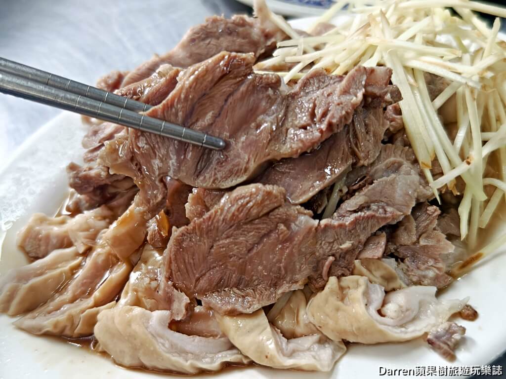 新東街米粉湯,松山區美食,南京三民站美食,台北米粉湯推薦,松山早餐推薦,台北黑白切,草埔市場美食,台北傳統小吃,台北早午餐,台北小吃推薦