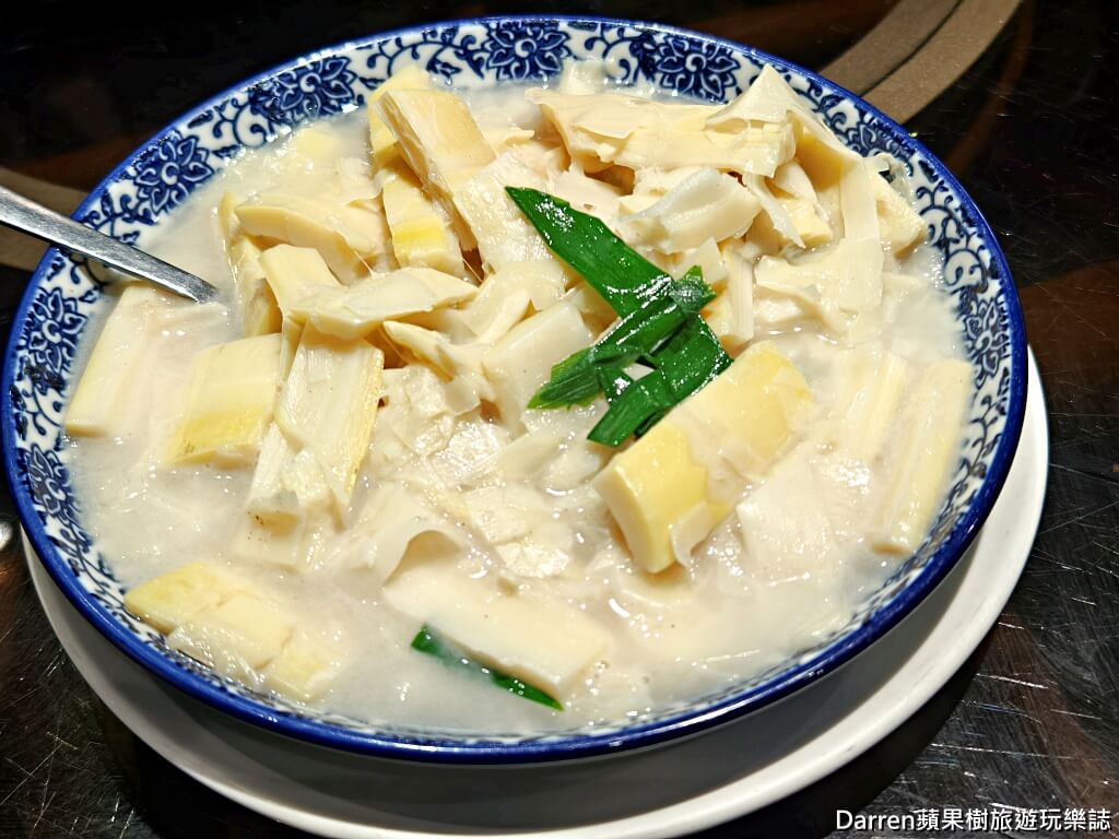 竹香園甕缸雞,竹香園竹山店,南投美食,竹山美食,南投甕缸雞,竹山甕缸雞,紫南宮美食,南投聚餐餐廳,竹山交流道美食,南投烤雞推薦