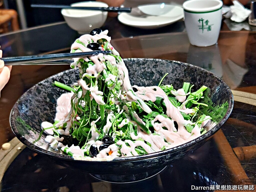 竹香園甕缸雞,竹香園竹山店,南投美食,竹山美食,南投甕缸雞,竹山甕缸雞,紫南宮美食,南投聚餐餐廳,竹山交流道美食,南投烤雞推薦