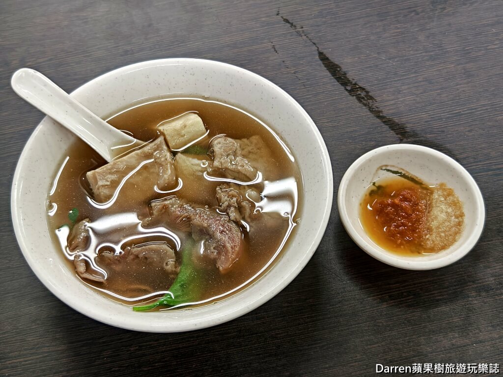 老李牛雜,通化街美食,大安區美食,台北牛雜湯,牛雜湯無限續,信義安和美食,台北平價美食,台北小吃推薦