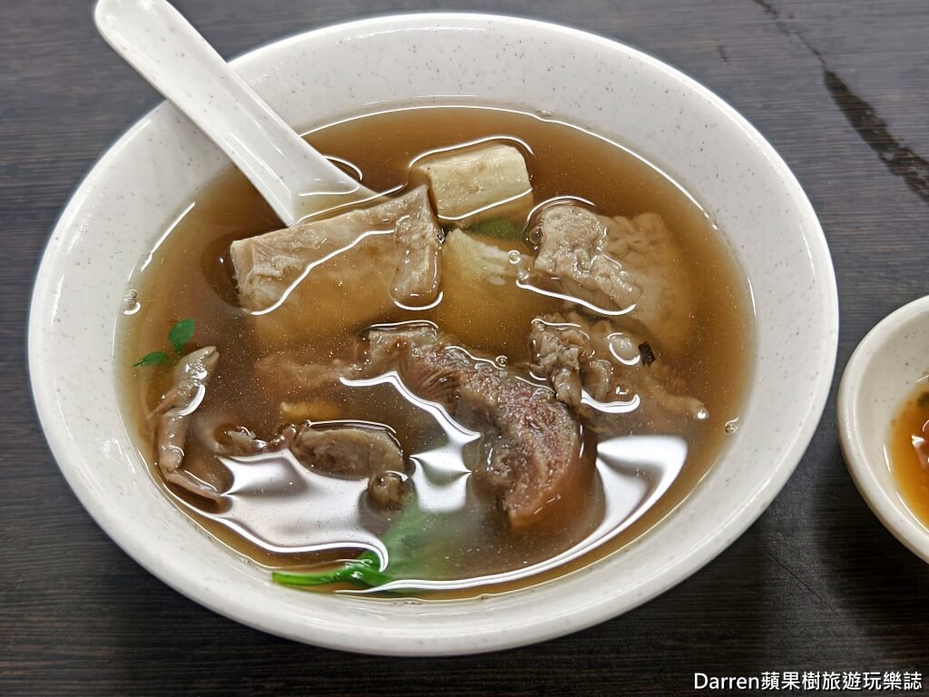 老李牛雜,通化街美食,大安區美食,台北牛雜湯,牛雜湯無限續,信義安和美食,台北平價美食,台北小吃推薦