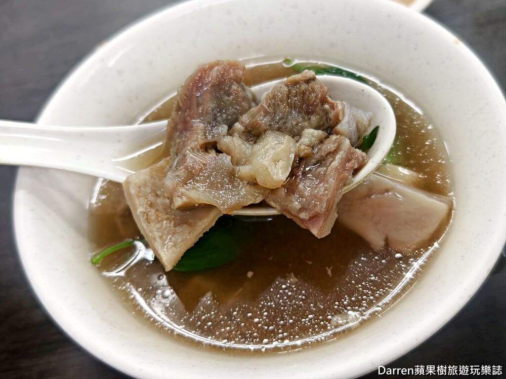 老李牛雜,通化街美食,大安區美食,台北牛雜湯,牛雜湯無限續,信義安和美食,台北平價美食,台北小吃推薦