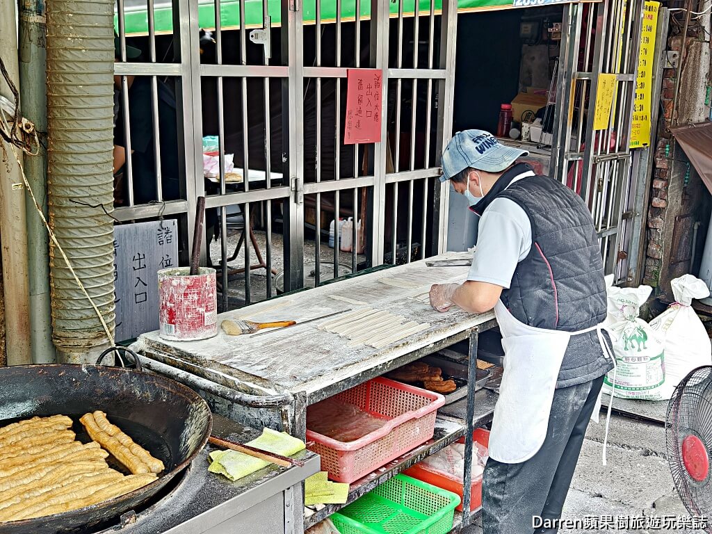 新四海豆漿,南京三民早餐,台北早餐推薦,松山區早餐,燒餅油條,台式早餐,台北豆漿店