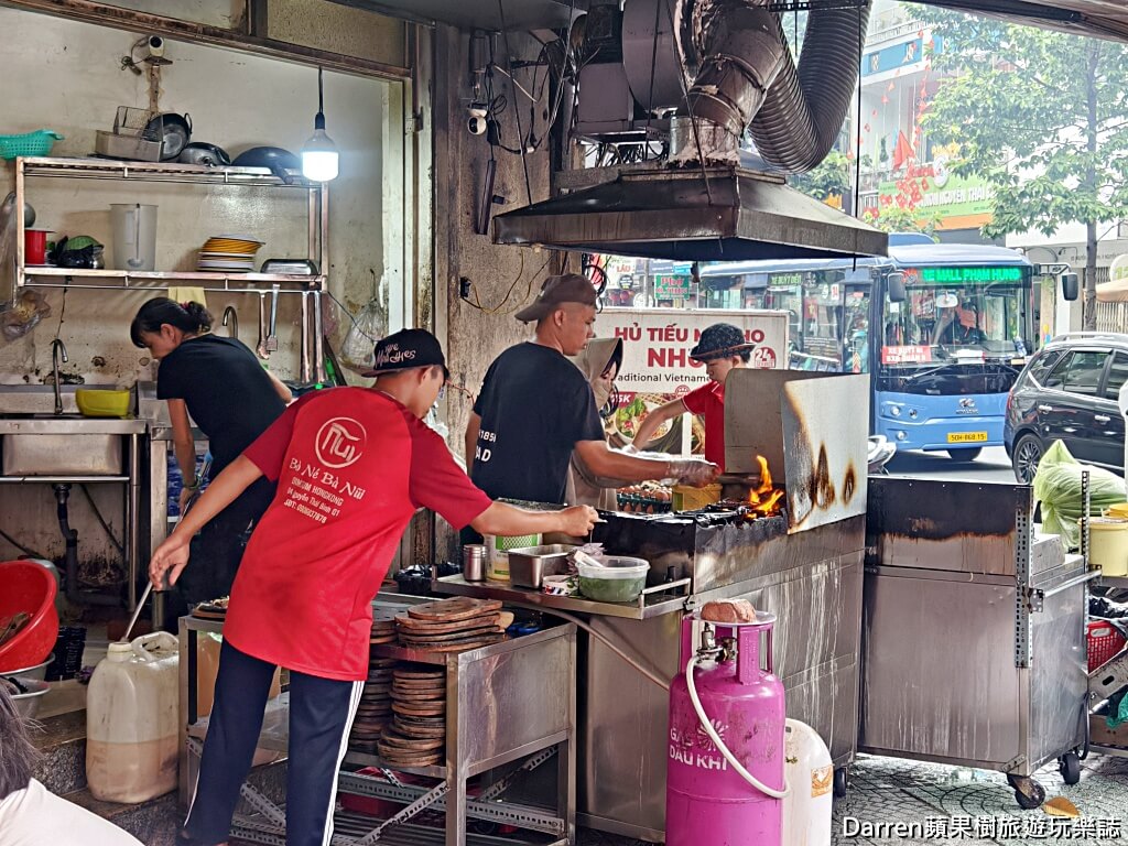 胡志明美食,胡志明早餐,越南早餐推薦,Bò Né,越南鐵板牛,胡志明必吃,越南法國麵包,胡志明第一郡美食