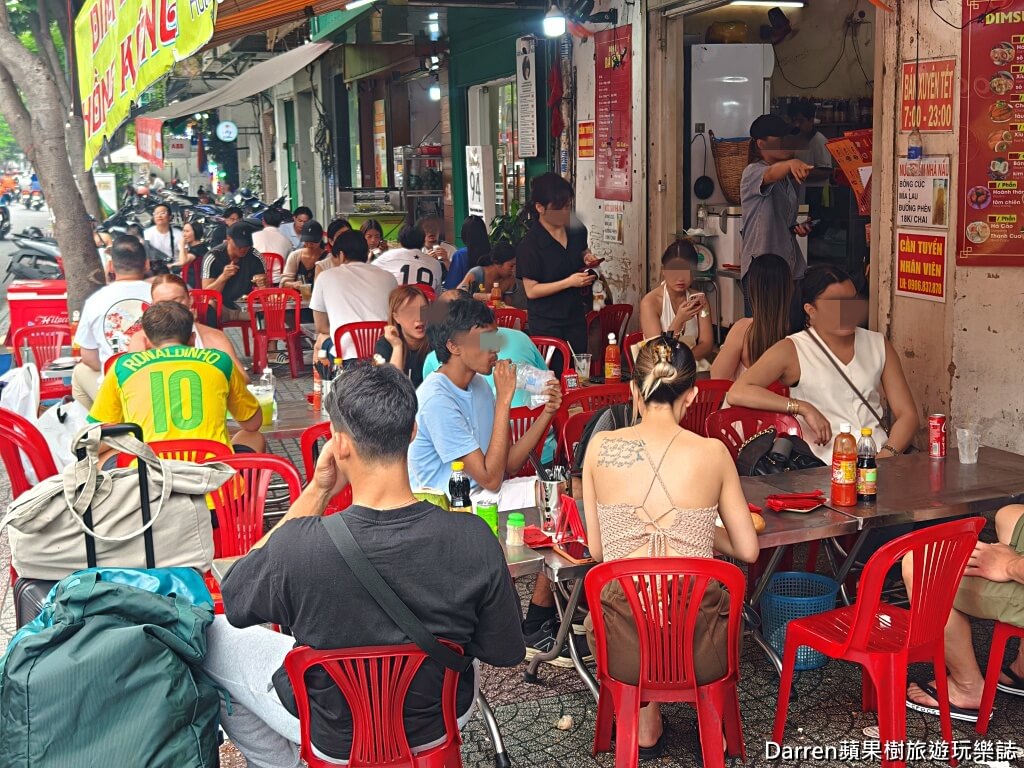 胡志明美食,胡志明早餐,越南早餐推薦,Bò Né,越南鐵板牛,胡志明必吃,越南法國麵包,胡志明第一郡美食